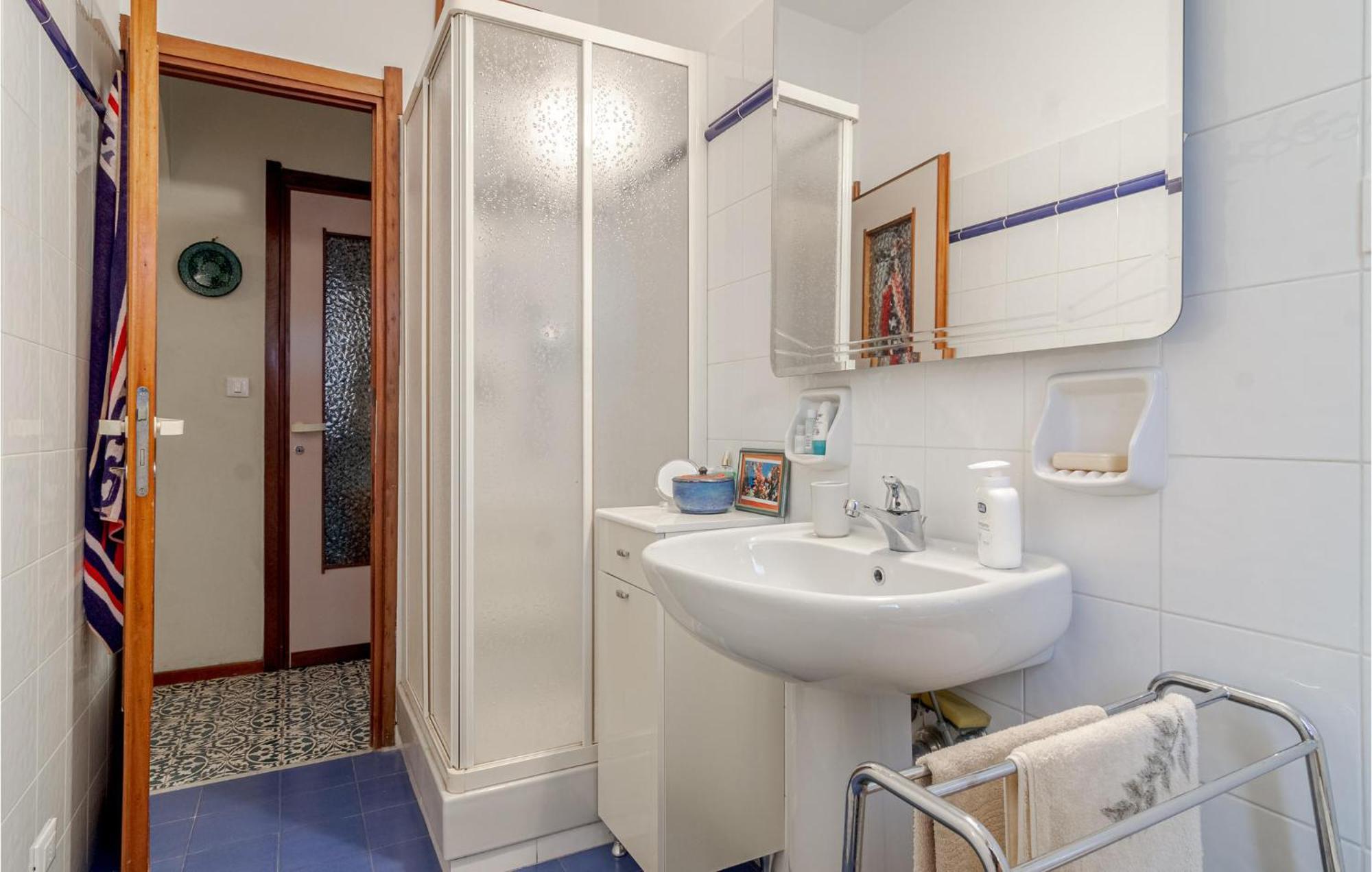 1 Bedroom Lovely Apartment In Rapallo Ngoại thất bức ảnh