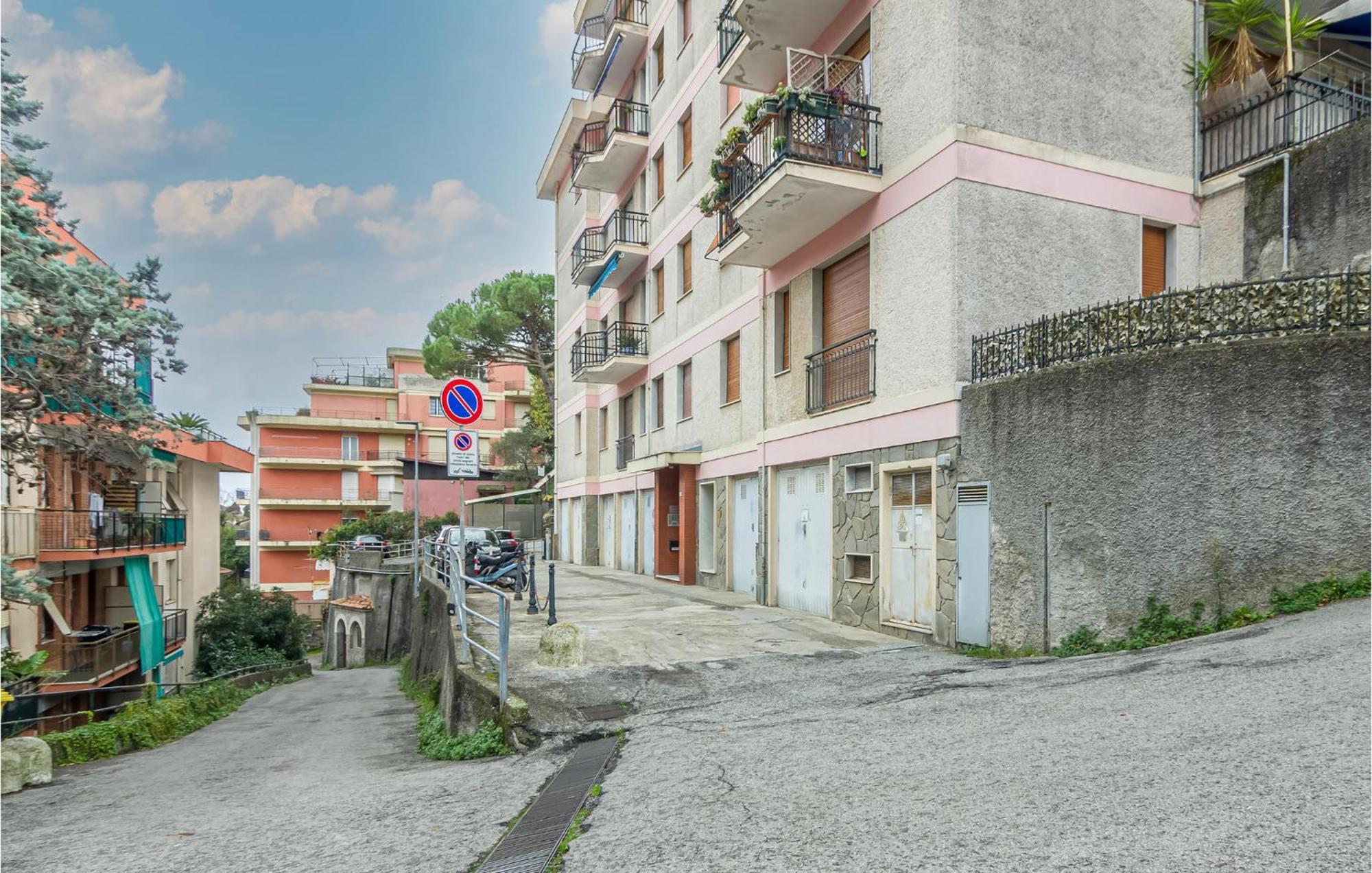 1 Bedroom Lovely Apartment In Rapallo Ngoại thất bức ảnh